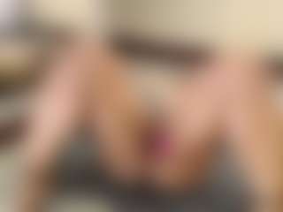 cocksuckingslut's Live Sex Cam Show