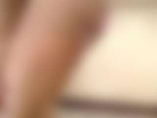 Live cam show with cocksuckingslut - Big Ass Big Tits on live18s.com