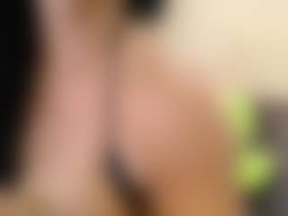 Live cam show with cocksuckingslut - Busty on SmokeAndPoke