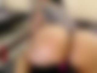 cocksuckingslut's Live Sex Cam Show