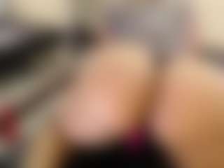 cocksuckingslut's Live Sex Cam Show