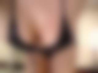 cocksuckingslut's Live Sex Cam Show