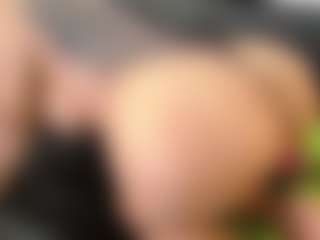 cocksuckingslut's Live Sex Cam Show