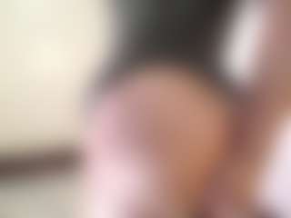 cocksuckingslut's Live Sex Cam Show