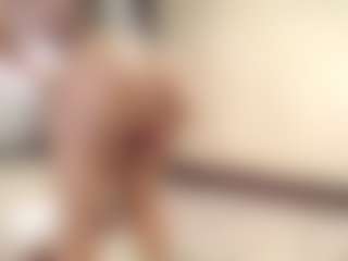 cocksuckingslut's Live Sex Cam Show