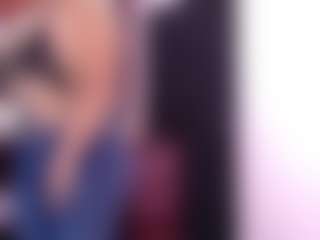 cocksuckingslut's Live Sex Cam Show