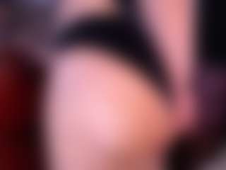 Live cam show with cocksuckingslut - Control on fuklive.com