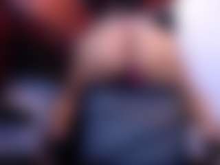 cocksuckingslut's Live Sex Cam Show