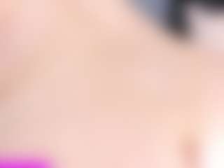 arriadna MILF webcam performer live streaming