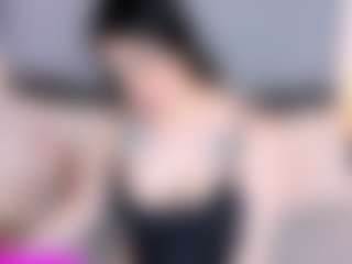 arriadna MILF webcam performer live streaming