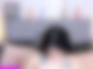 Live cam show with arriadna - Granny on Camsoda