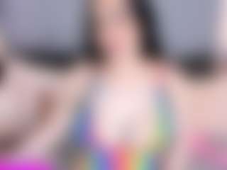 Live cam show with arriadna - Strip MILF on Dare Cams