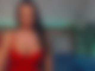 LindaMaia's Live Sex Cam Show