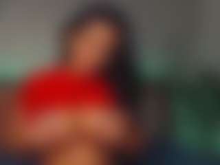 LindaMaia's Live Sex Cam Show