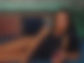 LindaMaia's Live Sex Cam Show