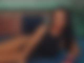 LindaMaia's Live Sex Cam Show