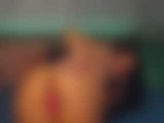 LindaMaia's Live Sex Cam Show