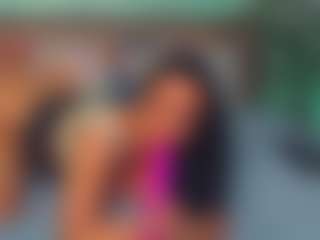 LindaMaia's Live Sex Cam Show