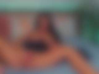 Transmissão ao vivo de LindaMaia, modelo de webcam MILF