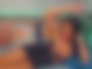 LindaMaia MILF webcam performer live streaming