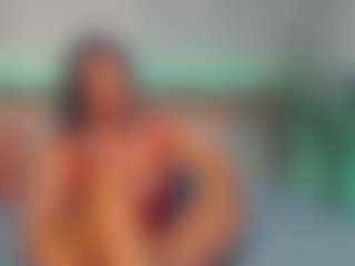 LindaMaia's Live Sex Cam Show