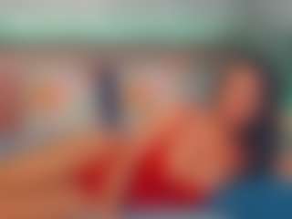 Live cam show with LindaMaia - Middle Aged on Gym Cam Girls