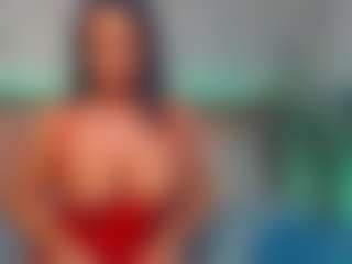 LindaMaia's Live Sex Cam Show