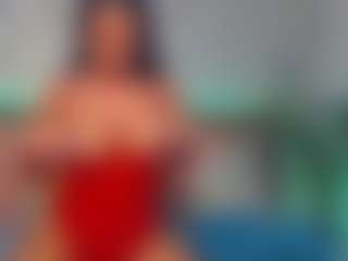 LindaMaia's Live Sex Cam Show