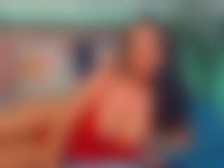 LindaMaia's Live Sex Cam Show