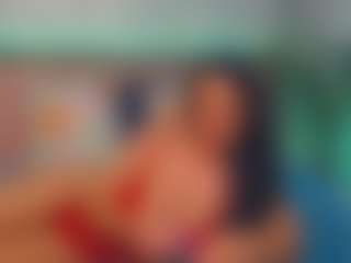LindaMaia's Live Sex Cam Show
