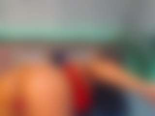 LindaMaia's Live Sex Cam Show