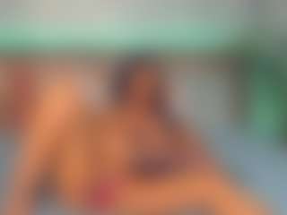 LindaMaia's Live Sex Cam Show