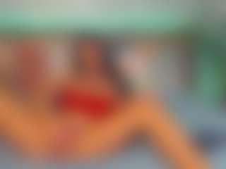Live cam show with LindaMaia - Mature on Camsoda