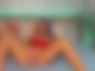 Live cam show with LindaMaia - Mature on Camsoda