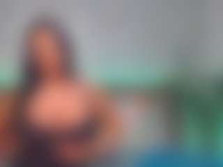 LindaMaia's Live Sex Cam Show