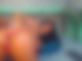 LindaMaia's Live Sex Cam Show