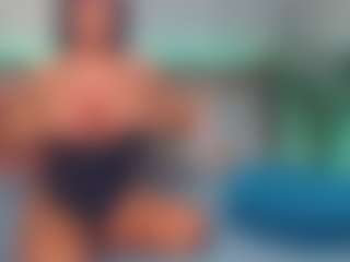 Live cam show with LindaMaia - BBW on Instabang