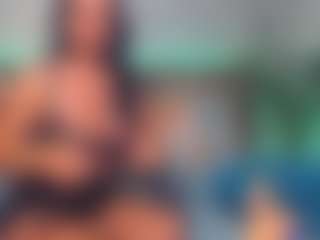 Live cam show with LindaMaia - Big Tits on UwU Esports