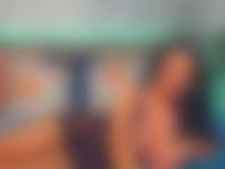 LindaMaia's Live Sex Cam Show