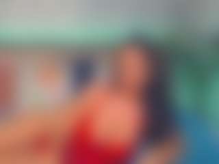 LindaMaia MILF webcam performer live streaming