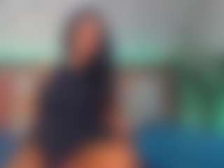 LindaMaia's Live Sex Cam Show