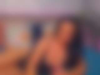 LindaMaia's Live Sex Cam Show