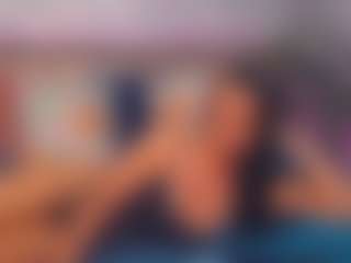 LindaMaia's Live Sex Cam Show