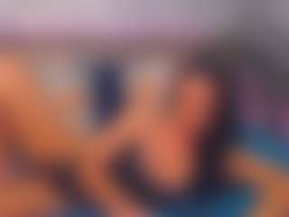 LindaMaia's Live Sex Cam Show