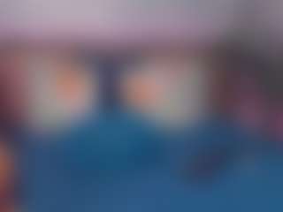 LindaMaia's Live Sex Cam Show