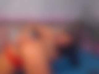 LindaMaia's Live Sex Cam Show