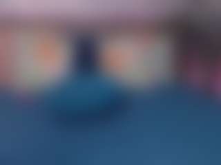 LindaMaia's Live Sex Cam Show