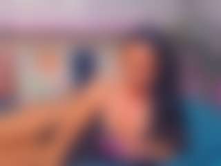 Live cam show with LindaMaia - Tease Mature on nudelive.tv