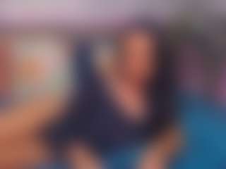 LindaMaia's Live Sex Cam Show