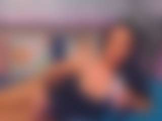 LindaMaia's Live Sex Cam Show